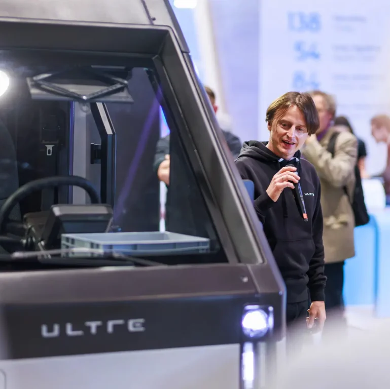 EEC ULTRE DEBIUT POJAZDU ELEKTRYCZNEGO 2035 copy