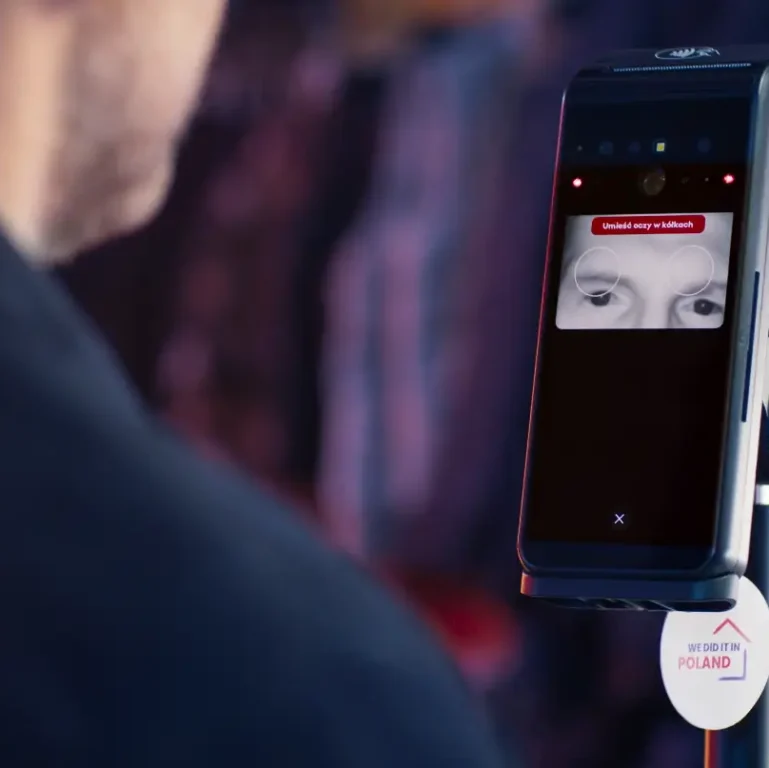 płatność spojrzeniem